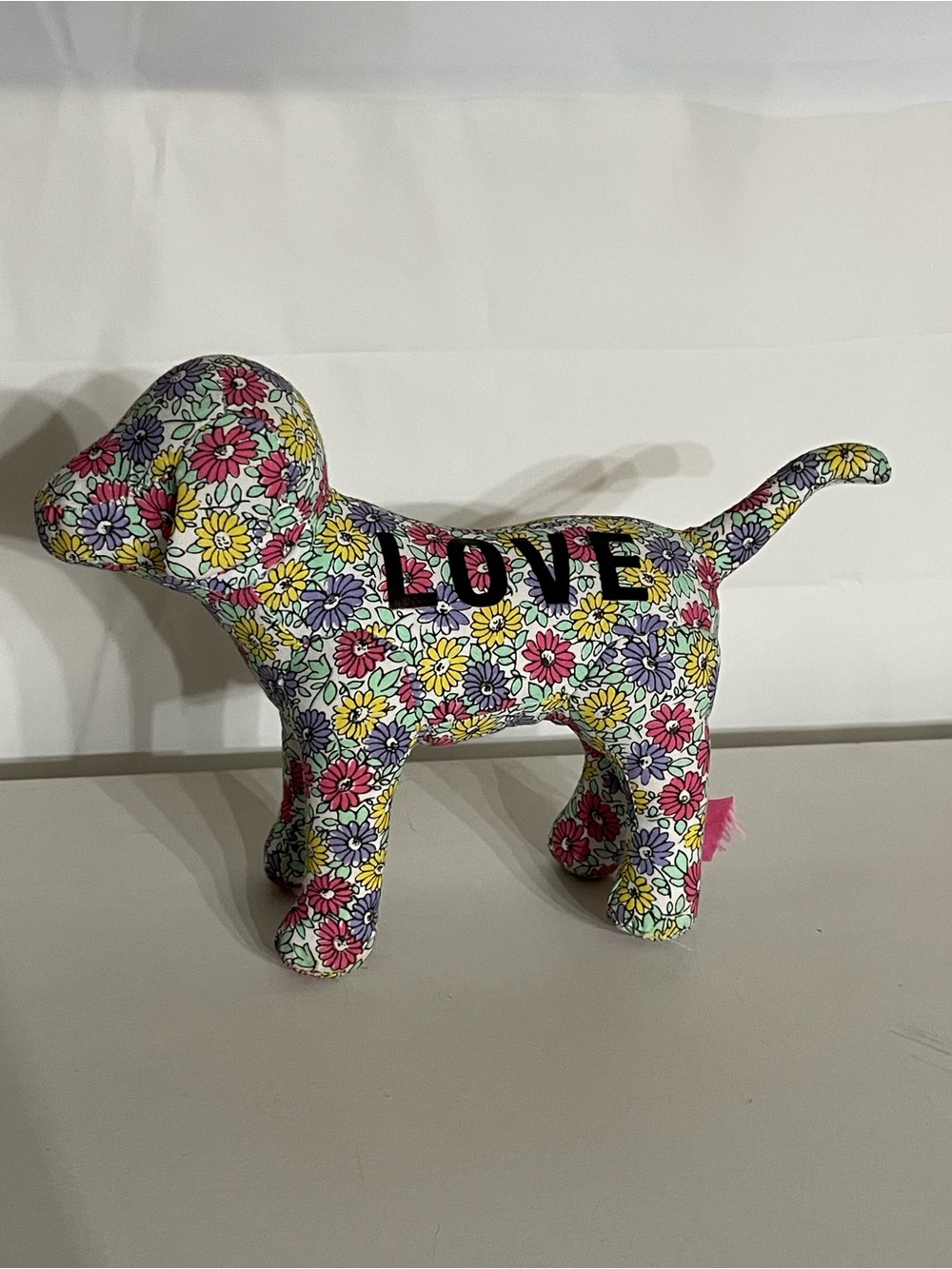 Victoria's Secret PINK floral "LOVE" plush puppy colorful daisy & floral print p